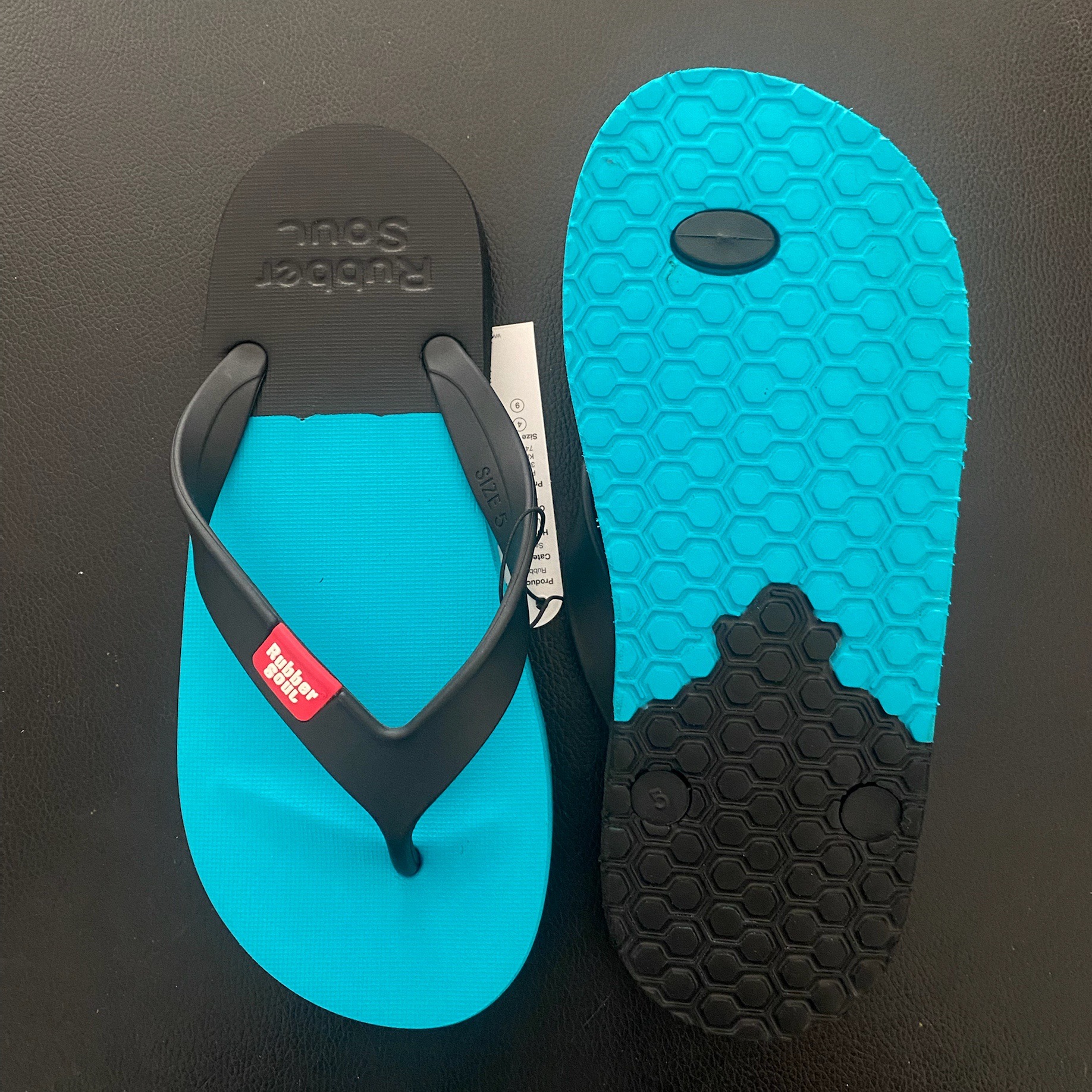 泰国rubbersoul乳胶软底超轻舒适拼色情侣人字拖鞋网红沙滩鞋