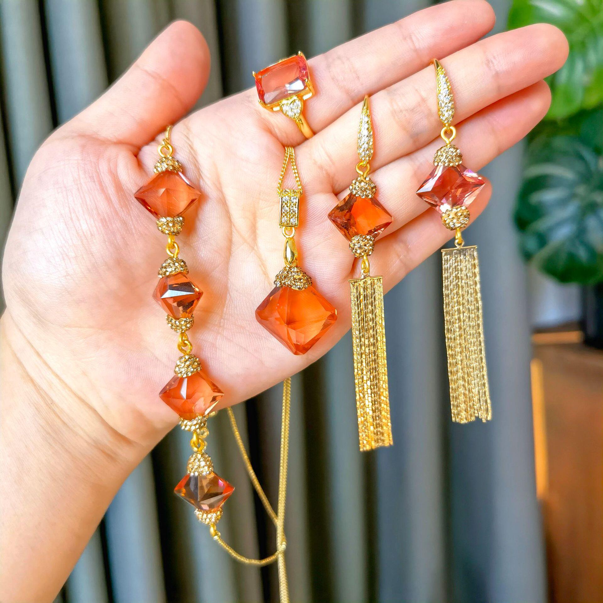 梧州人造宝石 现货直供 变色石/水铝石 苏丹石套装批发