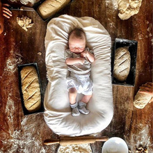 跨境纯棉纯色新生儿子宫仿生床便携式可拆洗式折叠舒适婴儿床中床