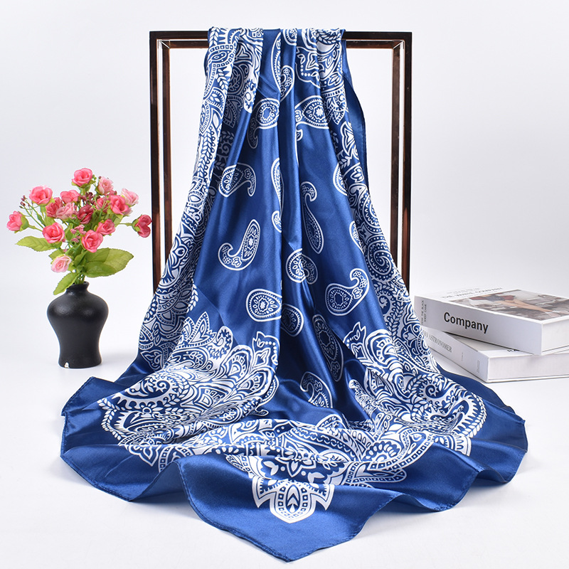 2023 New European Style Fashion Paisley Pattern 90 Satin Large Kerchief Headcloth Scarf Yiwu Supply