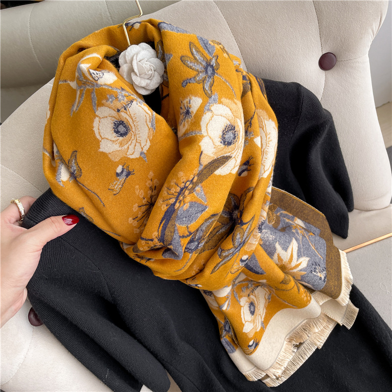 Air-Conditioned Room Shawl Outer Match Summer Office Blanket Sofa Cover Vintage Flower Cashmere Tassel Warm Scarf