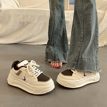 百搭厚底小白鞋女增高小众板鞋2024新款春秋季休闲运动老爹鞋方头