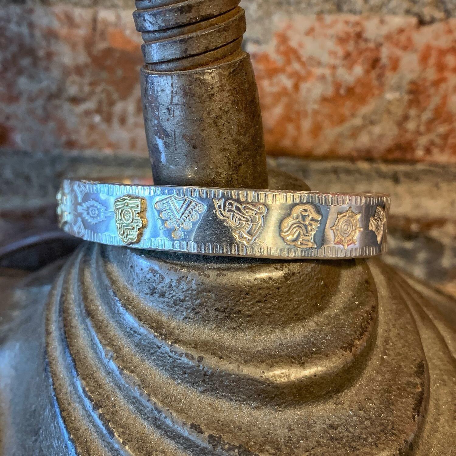 玛雅智慧双瞳点金银部落图腾手镯非高山隆高桥饰品