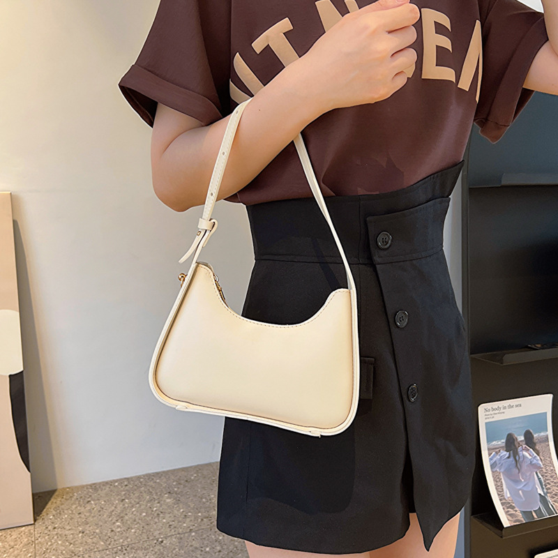Pure Color Popular Underarm Bag 2023 New Korean Style Fresh Fashion Casual Women Bag Handbag Fashionable Small Square Bag