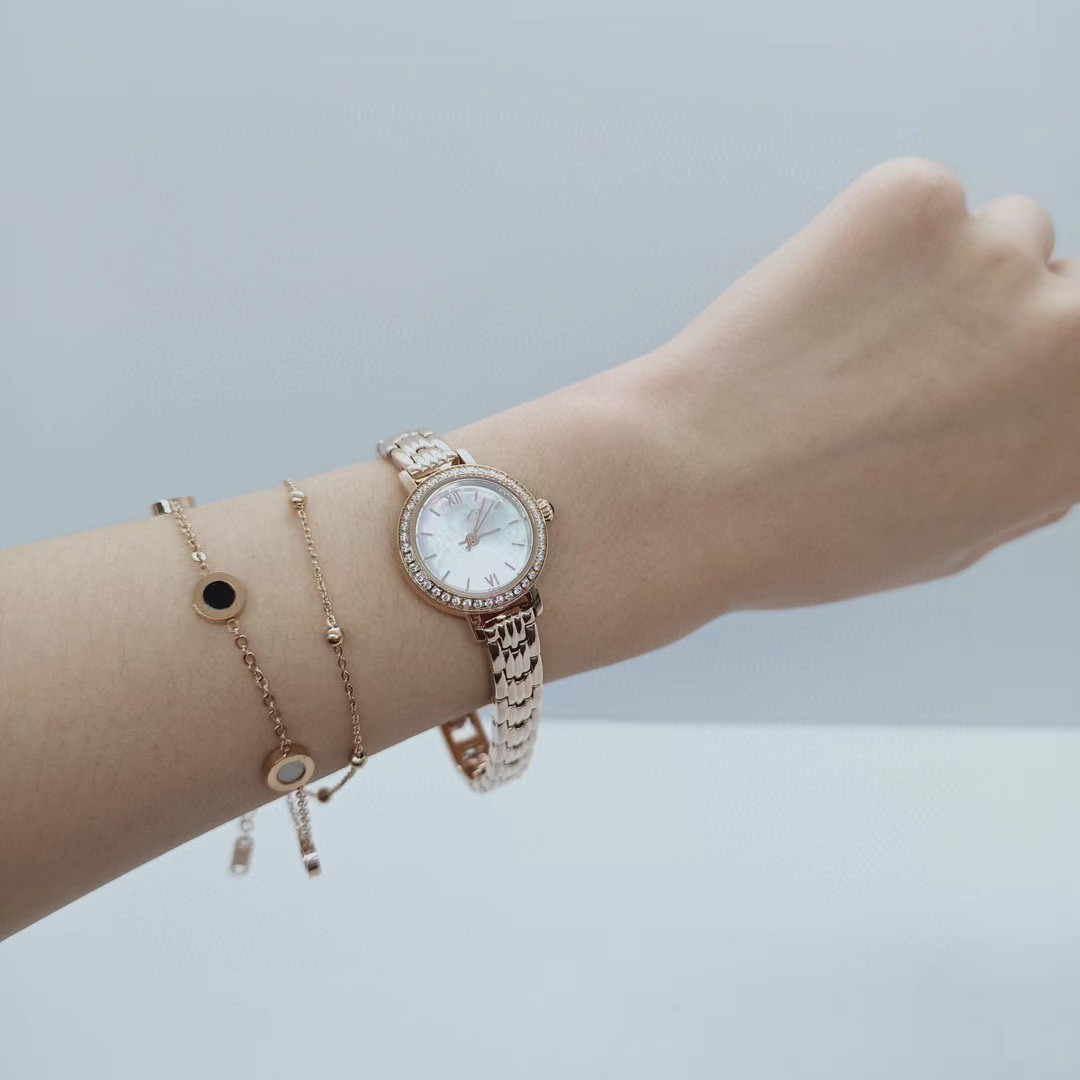 rose罗拉lola满天星钢带孔雀绿小绿英国小方表女款表抖音款货源表