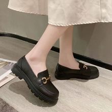 外贸出口美国女鞋红色平底流苏乐福鞋反绒牛皮软底一脚蹬豆豆鞋女