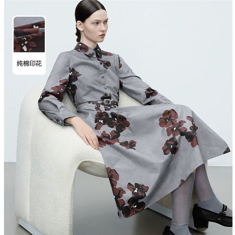 欧洲站新款秋季印花连衣裙长袖修身2025复古长裙气质显瘦撤柜裙子