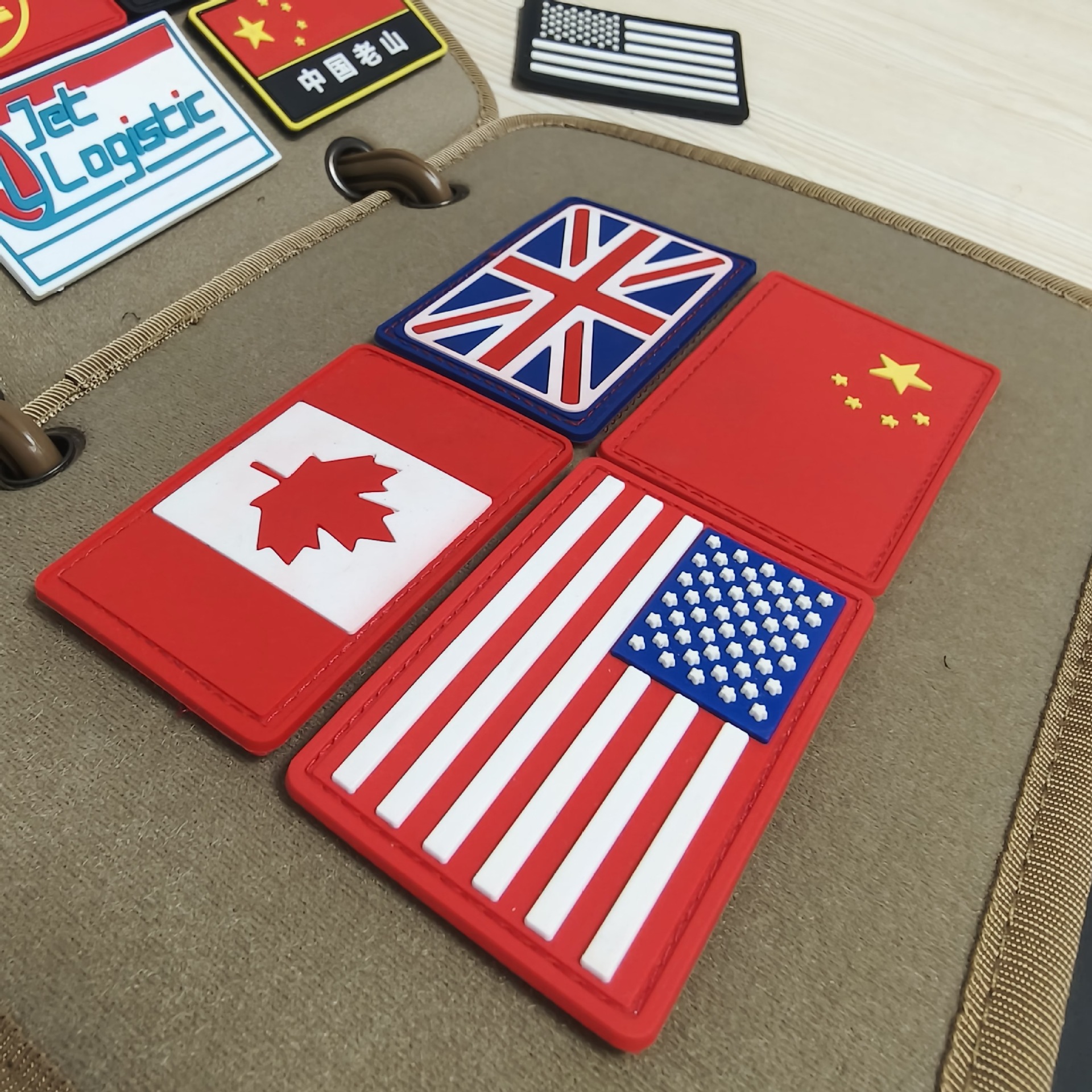 粘扣魔术贴士气臂章滴塑软胶PVC旗帜爱国红旗军训军迷肩章刺绣贴