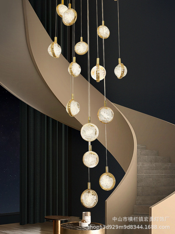 别墅复式楼旋转楼梯长吊灯现代轻奢酒店会所售楼部挑空客厅水晶灯