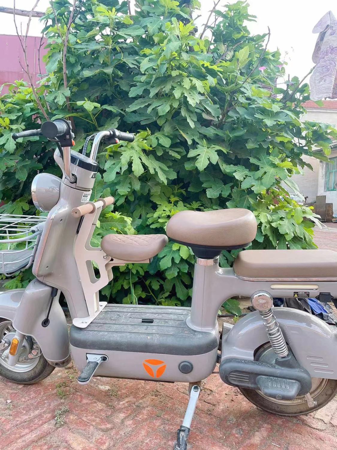 雅迪摩登专用电动车儿童座椅前置可折叠电瓶车宝宝座椅小孩座凳