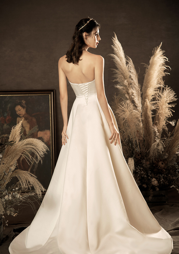 白色抹胸婚纱礼服西式婚礼气质新娘森系超仙梦幻赫本奢华网红拖尾