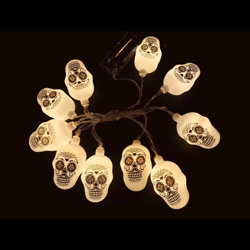 跨境万圣节灯串批发led骷髅头串灯小彩灯彩绘鬼吊灯鬼节布置闪灯
