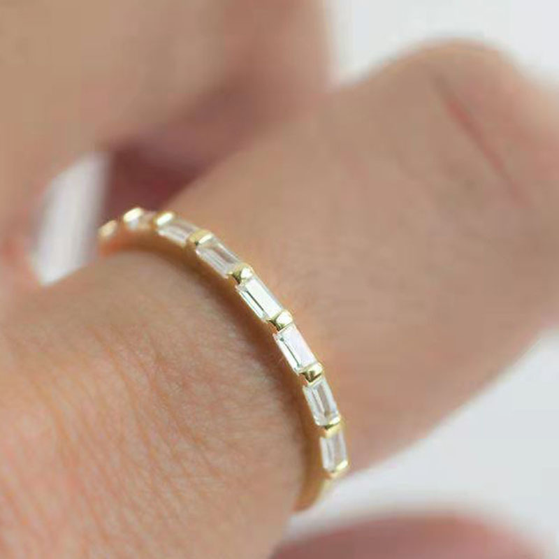 方钻镶钻细戒指 塑料姐妹花款 叠带钛钢电镀K金戒指
