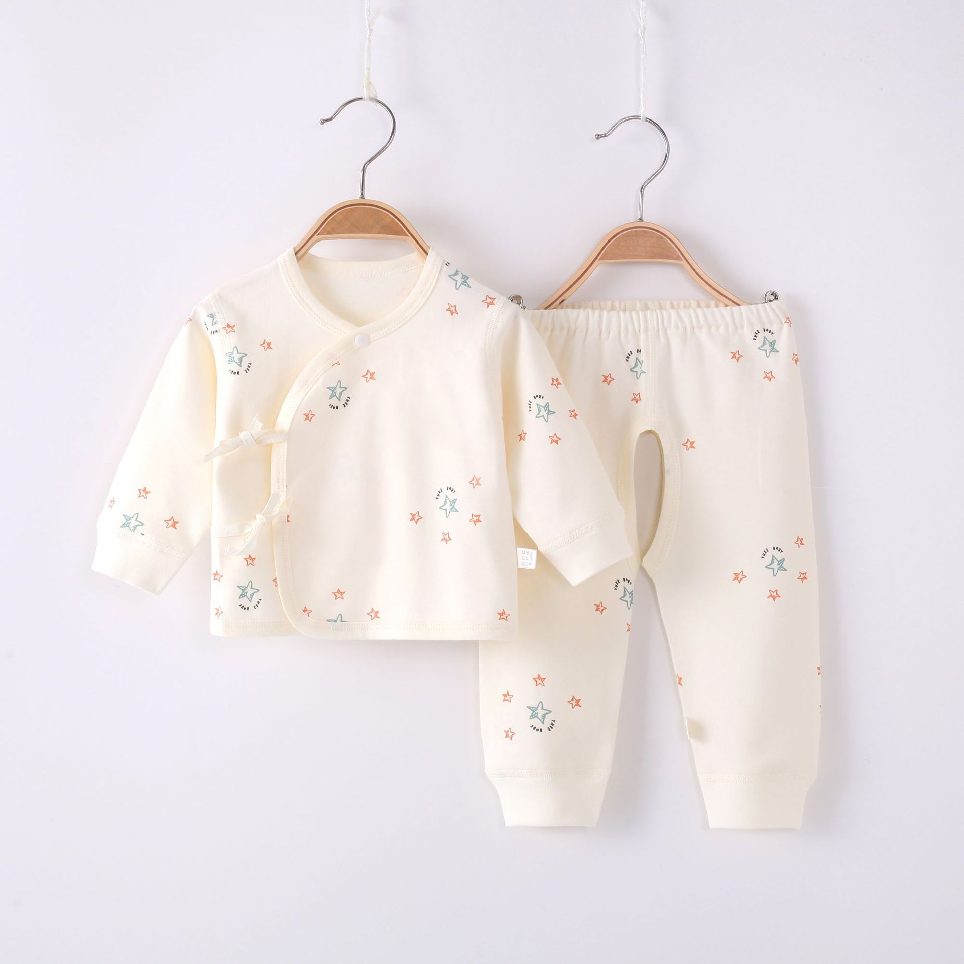 2021年新款新生儿系带婴儿套装0-3个月纯棉无骨a类宝宝和尚服批发