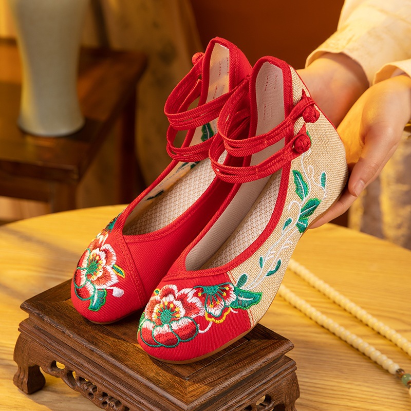 芙青2024春季新款老北京布鞋内增单鞋女舞蹈民族风拼色绑带绣花鞋
