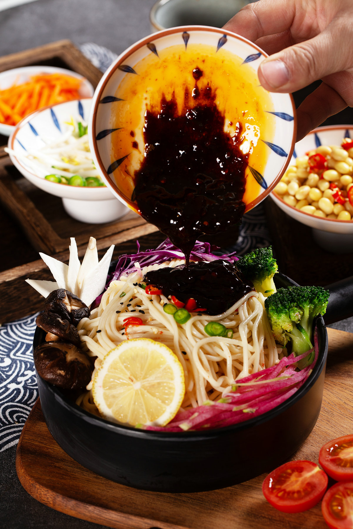 菌菇拌面酱 20kg/箱 拌饭酱 拌面酱菌菇复合酱批发 厂家直供商用