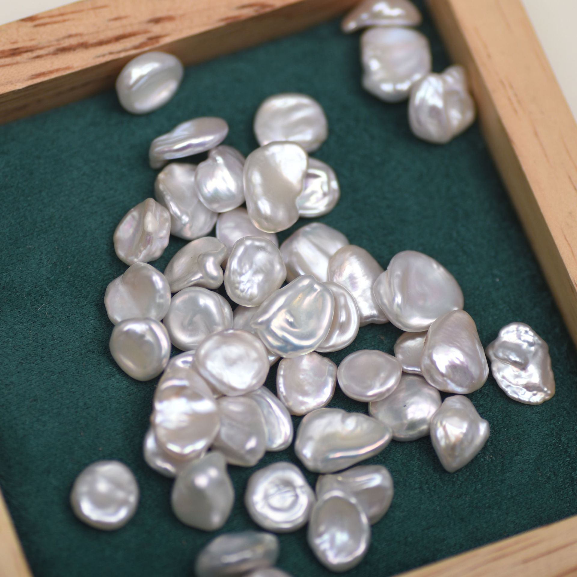 巴洛克不规则小石头碎银子珍珠淡水珍珠花瓣散珠白色天然珍珠批发