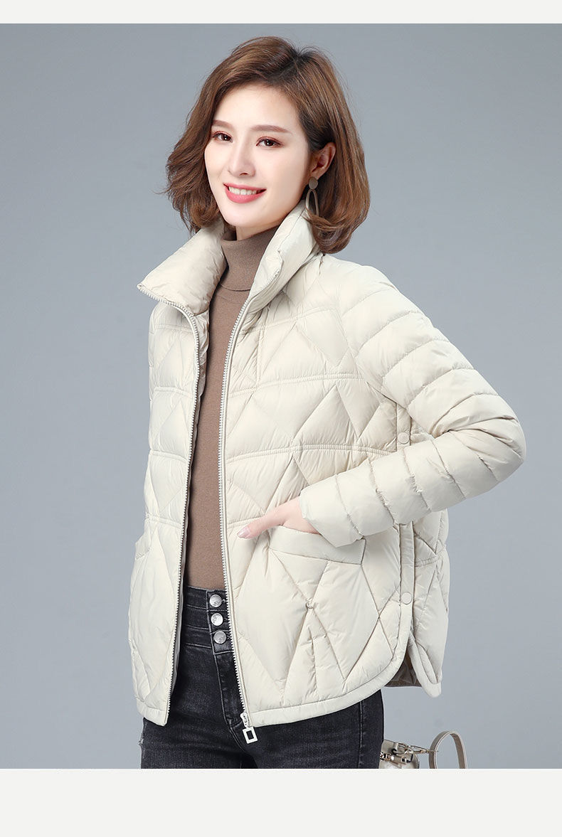 羽绒棉服女短款轻薄小棉袄2022新款棉衣休闲百搭保暖轻便冬季外套
