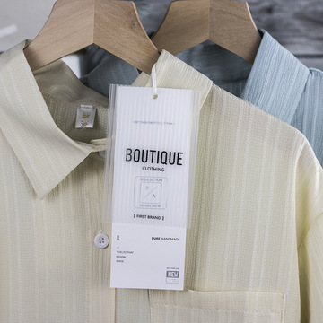 透明塑料片吊牌 pvc软片打孔设计挂牌定 制女装时尚吊卡订 制