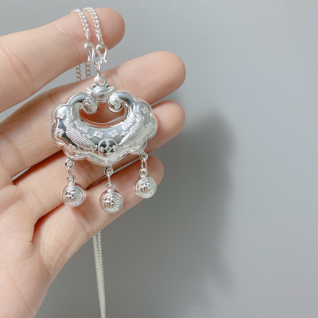 正生福银饰999足银福字铃铛富贵有余锁包长命锁吊坠婴儿满月送礼