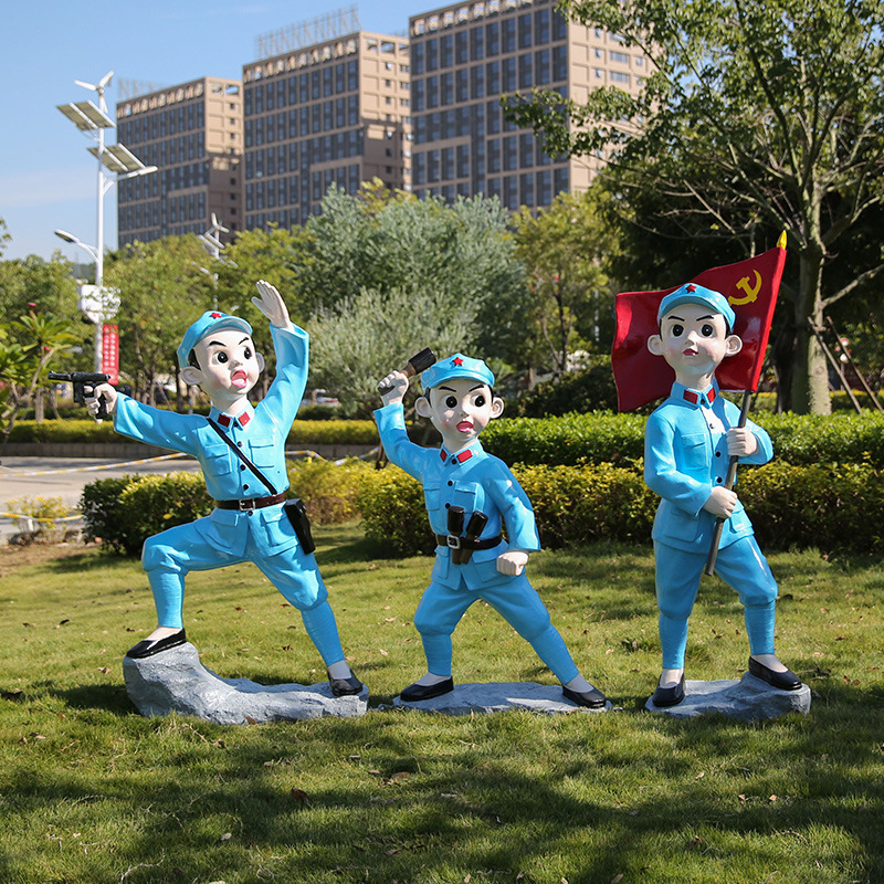 卡通小红军雕塑八路军人物公园学校园林玻璃钢景观红色文化大摆件
