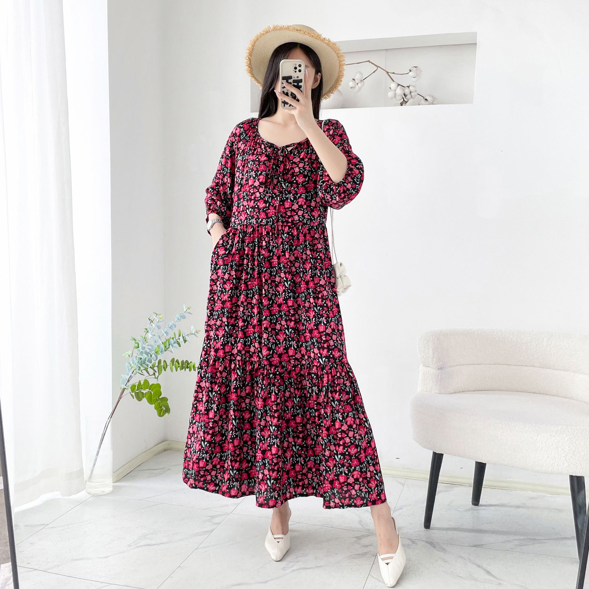 棉绸连衣裙女夏季韩版宽松大摆波西米亚碎花气质人造棉沙滩长裙子