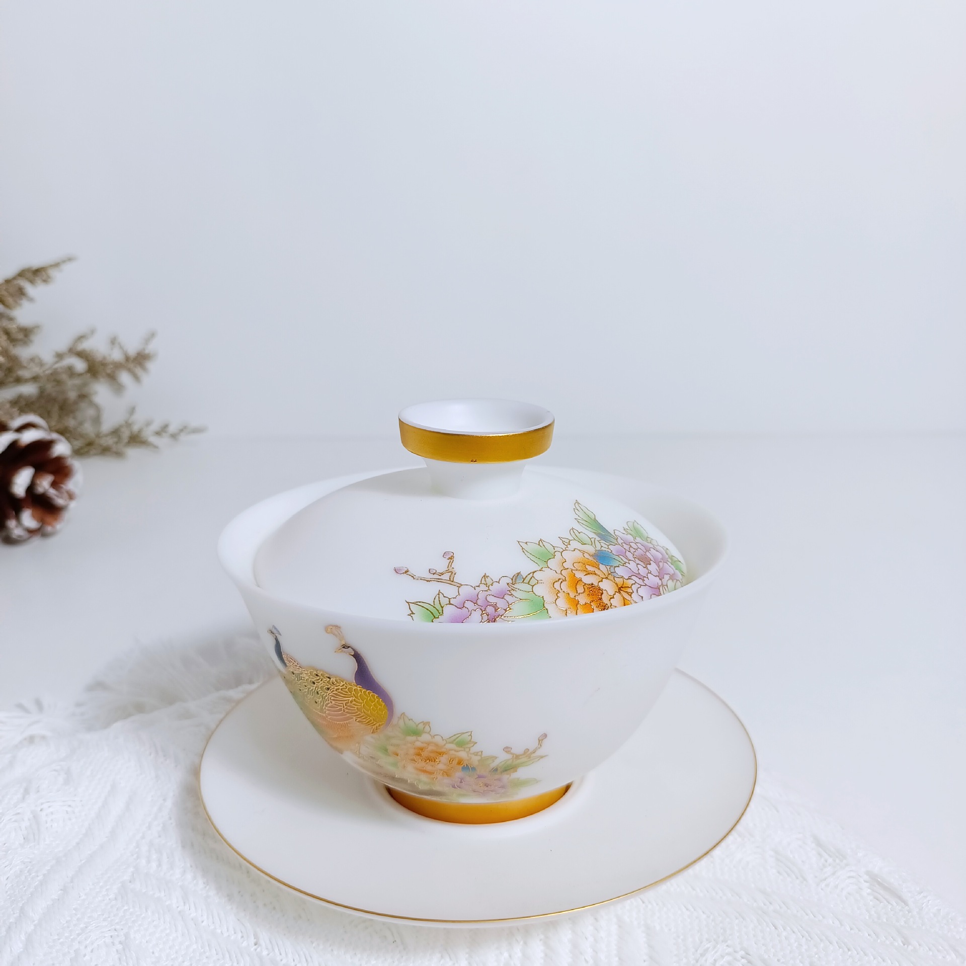 唐山骨瓷茶具陶瓷三才盖碗带金边加烤花办公室会议用可加logo