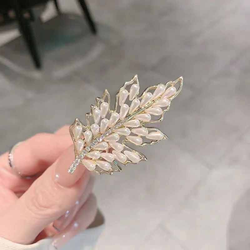 Korean Style Fashion Simple Pearl Leaf Duckbill Clip 2022 New Hairpin Cute and Graceful Side Clip Internet Celebrity Bang Clip