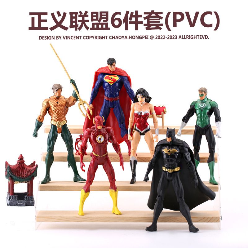 正义联盟发光公仔超人蝙蝠侠钢铁侠手办摆件带灯侠闪电侠玩具摆件