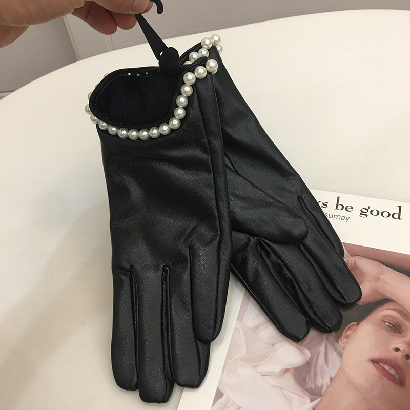 韩版贵夫人珍珠装饰黑色皮质保暖手套女士名媛风骑车户外抗寒手套
