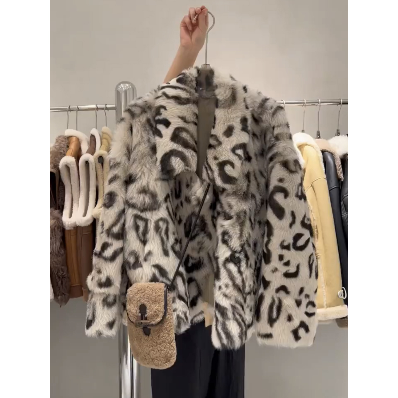 设计感小众豹纹撞色海宁皮草外套女2023秋冬新款宽松毛毛大衣