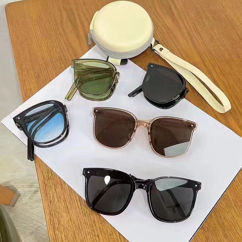 2023 New Style under Focus Same Style Folding Sunglasses Pocket Air Cushion Sunglasses Uv-Proof Korean Fashionable Folding Sunglasses