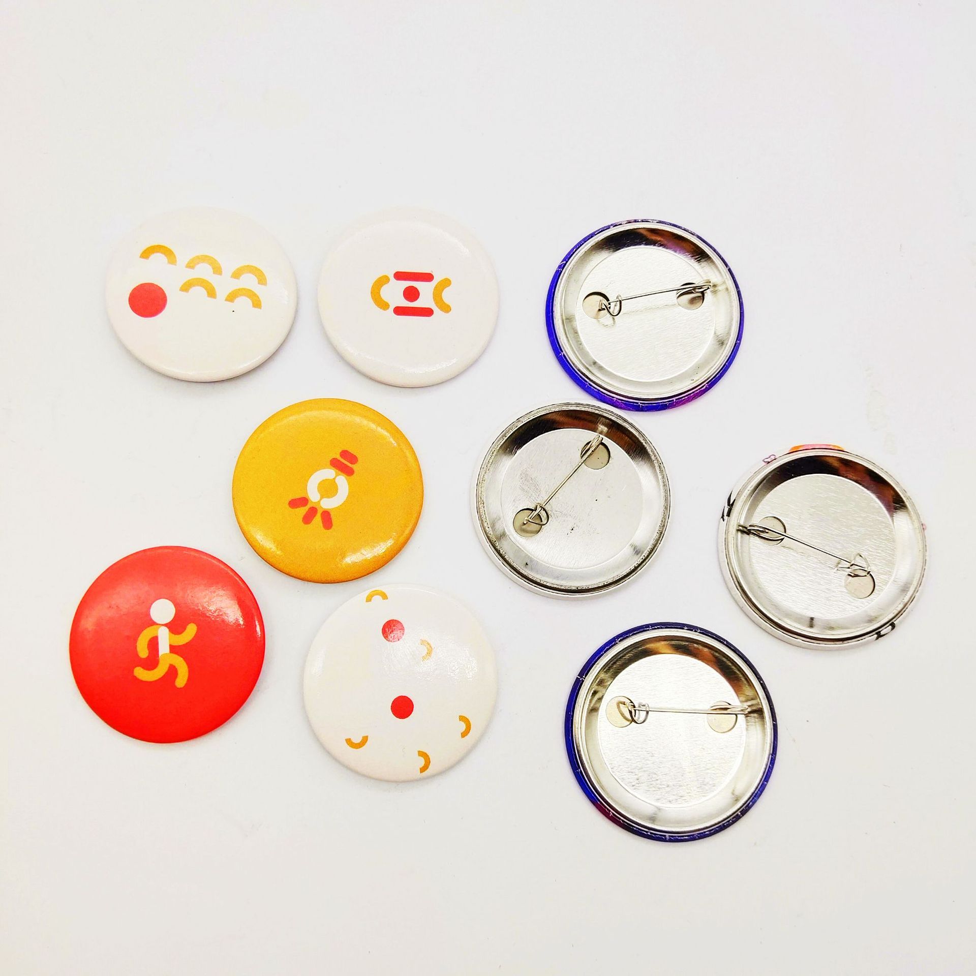 来图定制卡通时尚塑料马口铁胸章厂家定做广告宣传小礼品赠品徽章