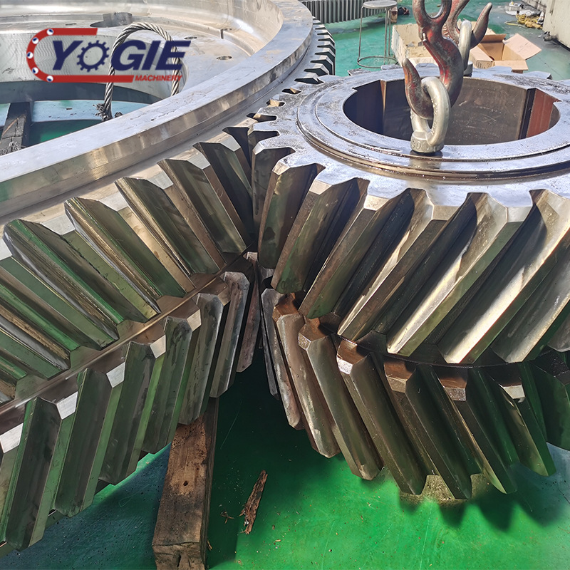 洛阳厂家数控镗床四轴联动加工45#钢矿山设备大型人字齿轮齿圈