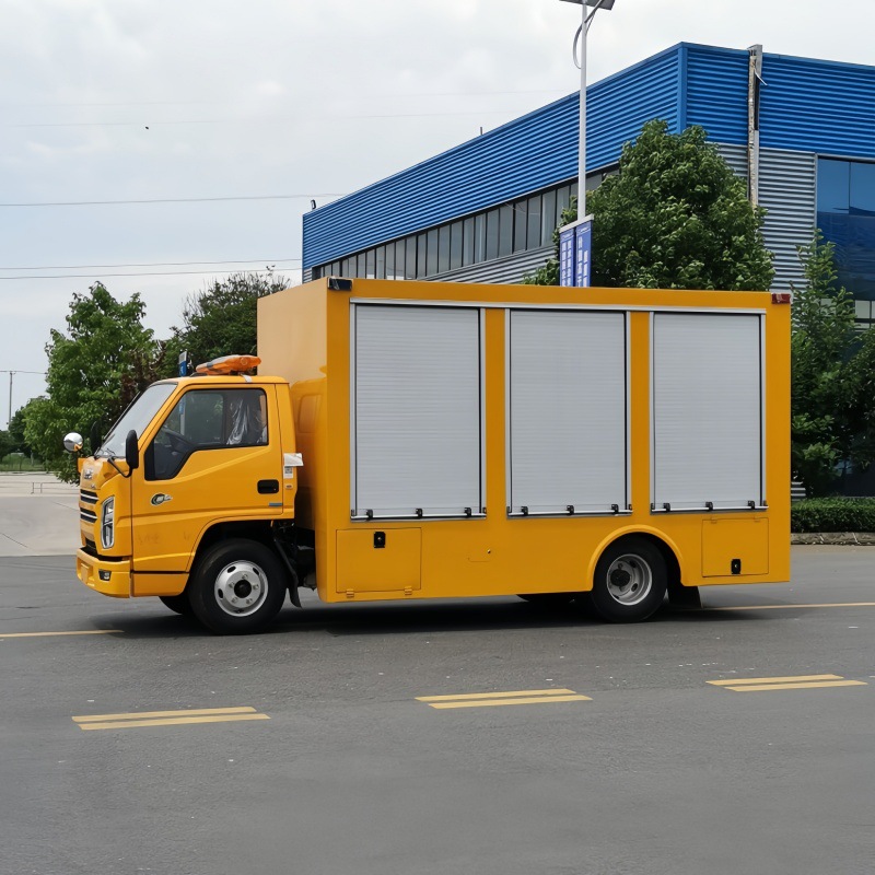 抢险救援车辆适用范围:消防抢险救援;各种突发事故的现场抢险和抢修