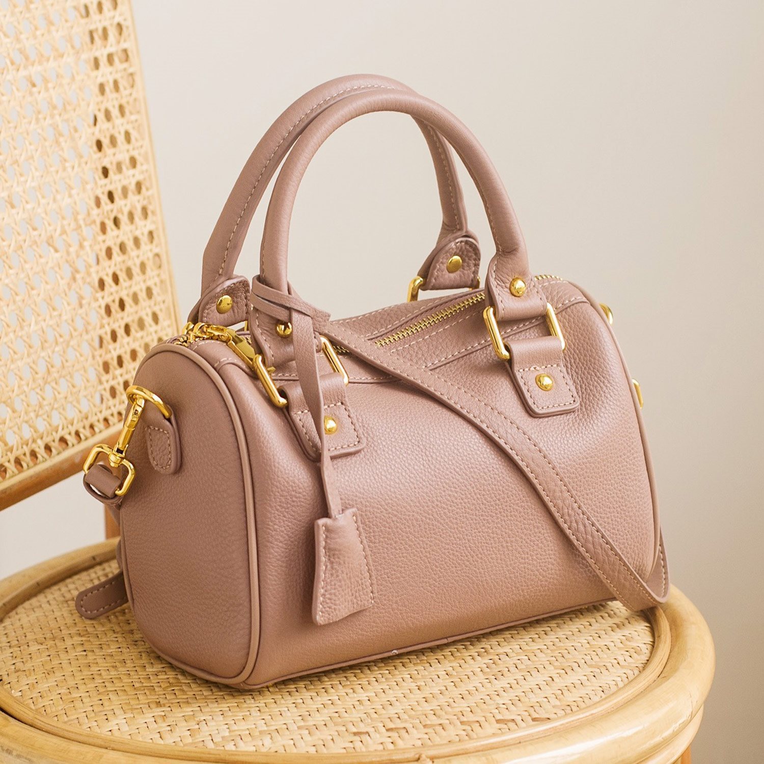 真皮女包包2024新款手提包女头层牛皮枕头包软皮百搭斜挎包质感