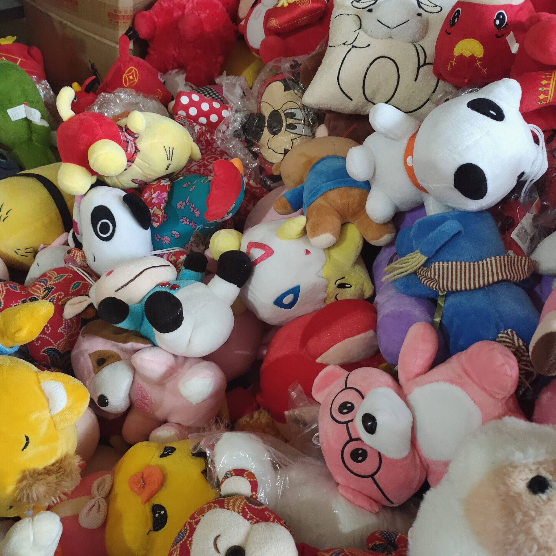 按斤称毛绒玩具真人抓机地摊论斤婚礼抛撒玩偶娃娃机公仔礼物