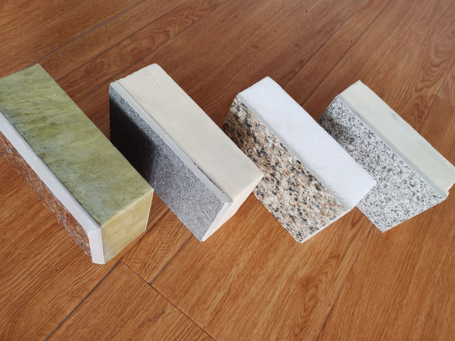 高楼外墙防砖石装饰挂板外墙真石漆挂板保温一体板