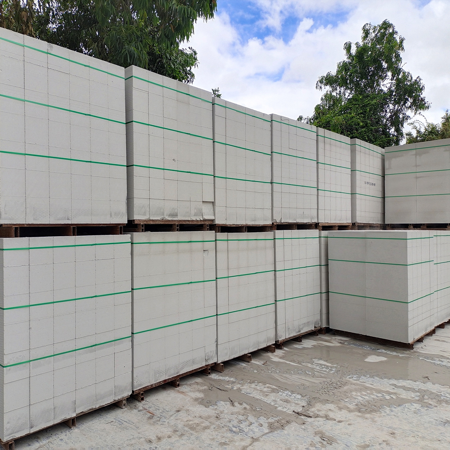 加气块 轻质砖厂价 批发与零售专车配送