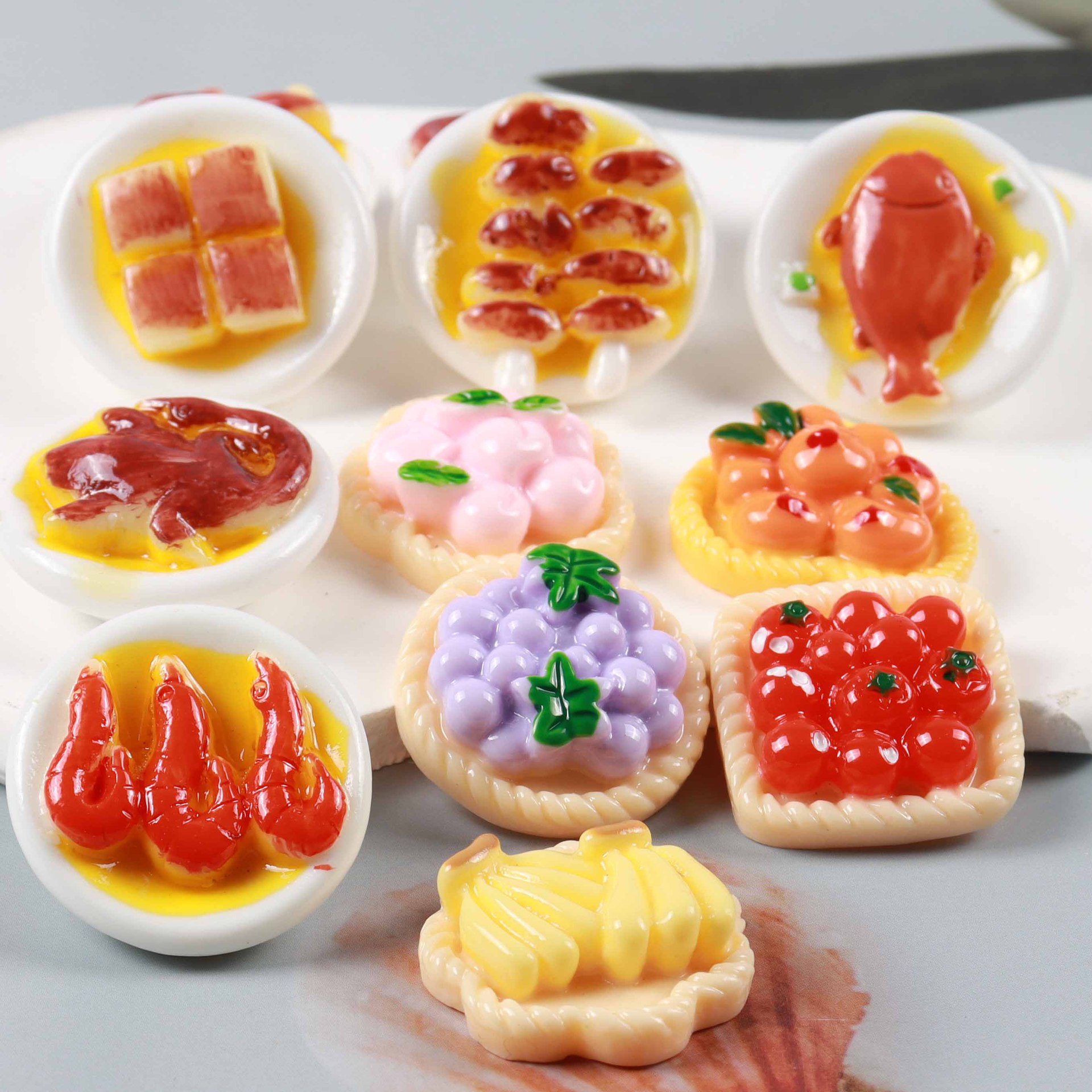 Diy Resin Simulation Cute Miniature Food and Play Plate Roast Chicken Fish Fruit Phone Case Hairpin Decorative Material Wholesale