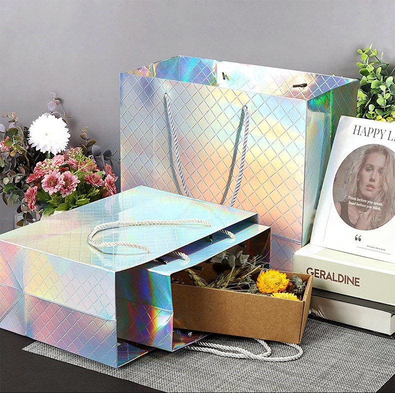 化妆品鞋服包包节日礼品包装纸袋 反光镭射渐变可折叠方底手提袋