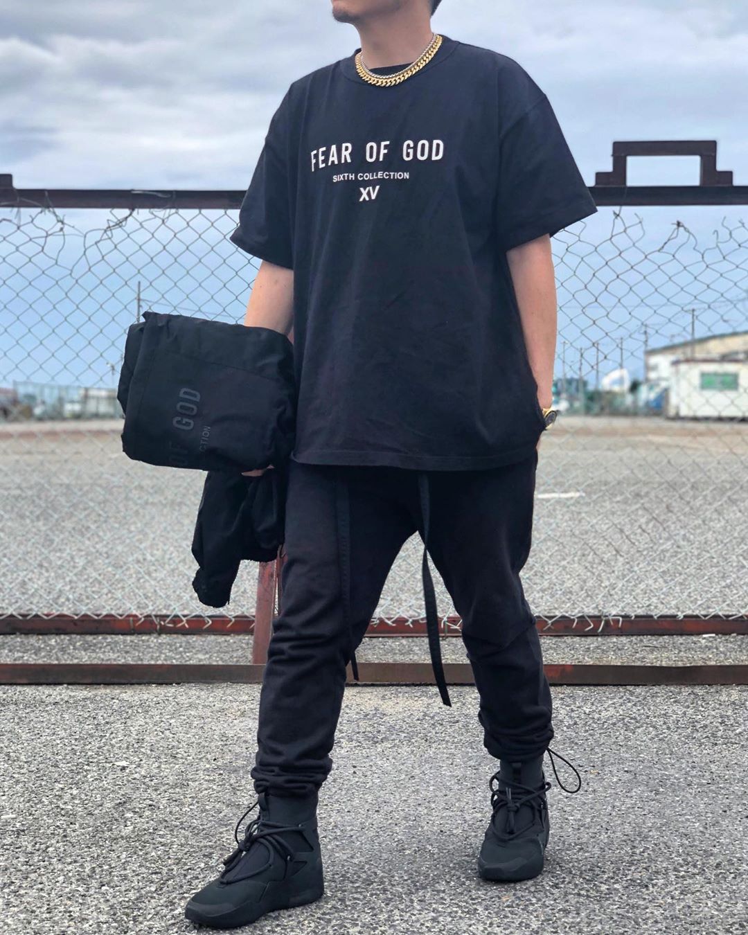 fear of god 6th fog 第六季黑灰限定反穿短袖t恤胸前xv字母logo