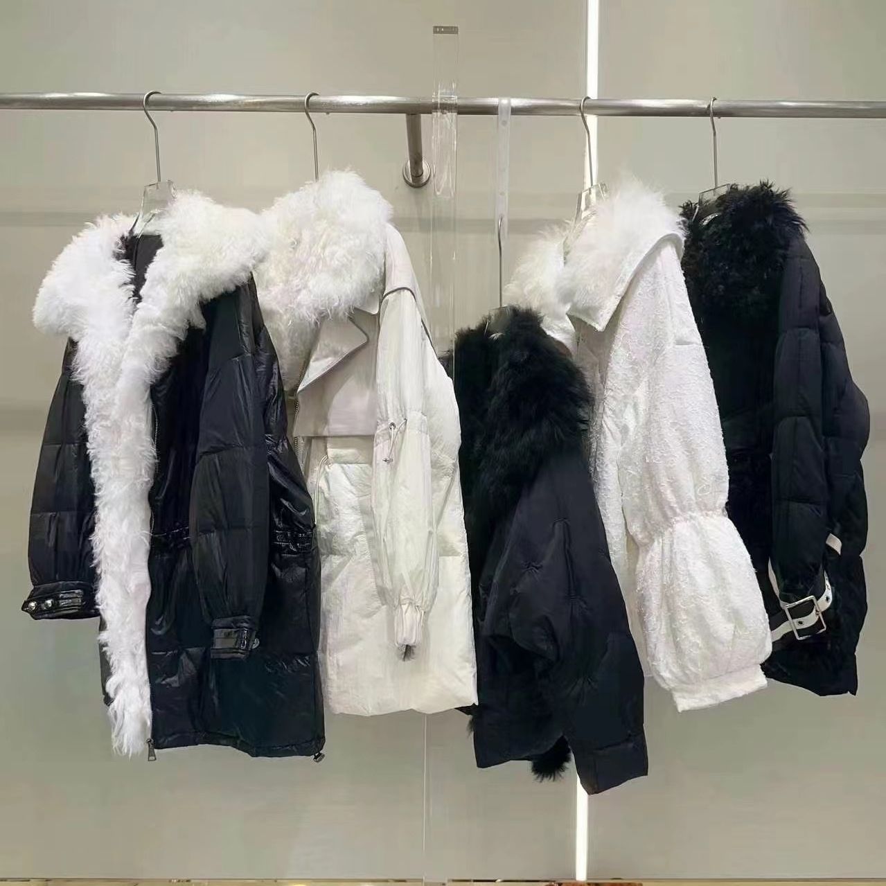 森马羽绒服品牌折扣女装尾货批发撤柜杂款清仓大牌衣服直播间货源