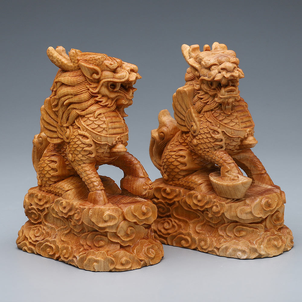 崖柏木雕一对麒麟摆件 家居客厅实木风水招财吉祥如意办公装饰品