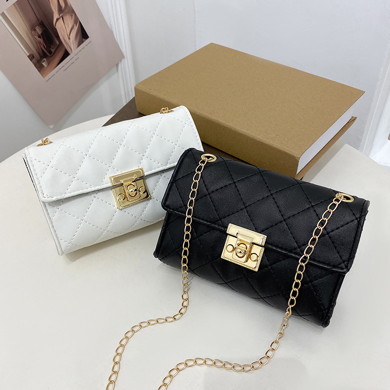 One Piece Dropshipping Trendy Fashion Rhombus Embroidered Small Square Bag Simple Casual Lock Chain Shoulder Messenger Bag Mobile Phone Bag