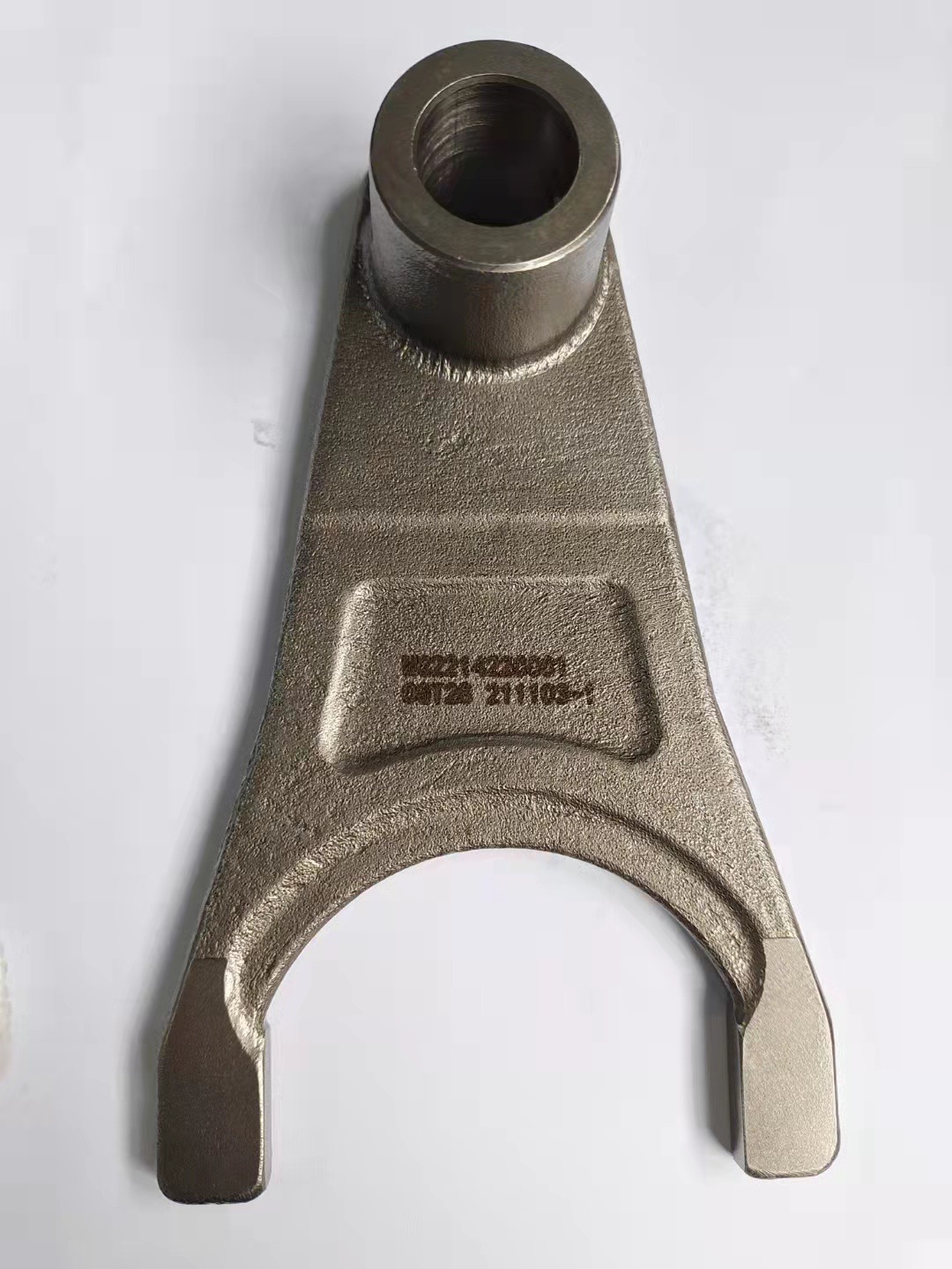 中国重汽变速箱换挡拨叉拨叉 厂家供应az2214220001拨叉