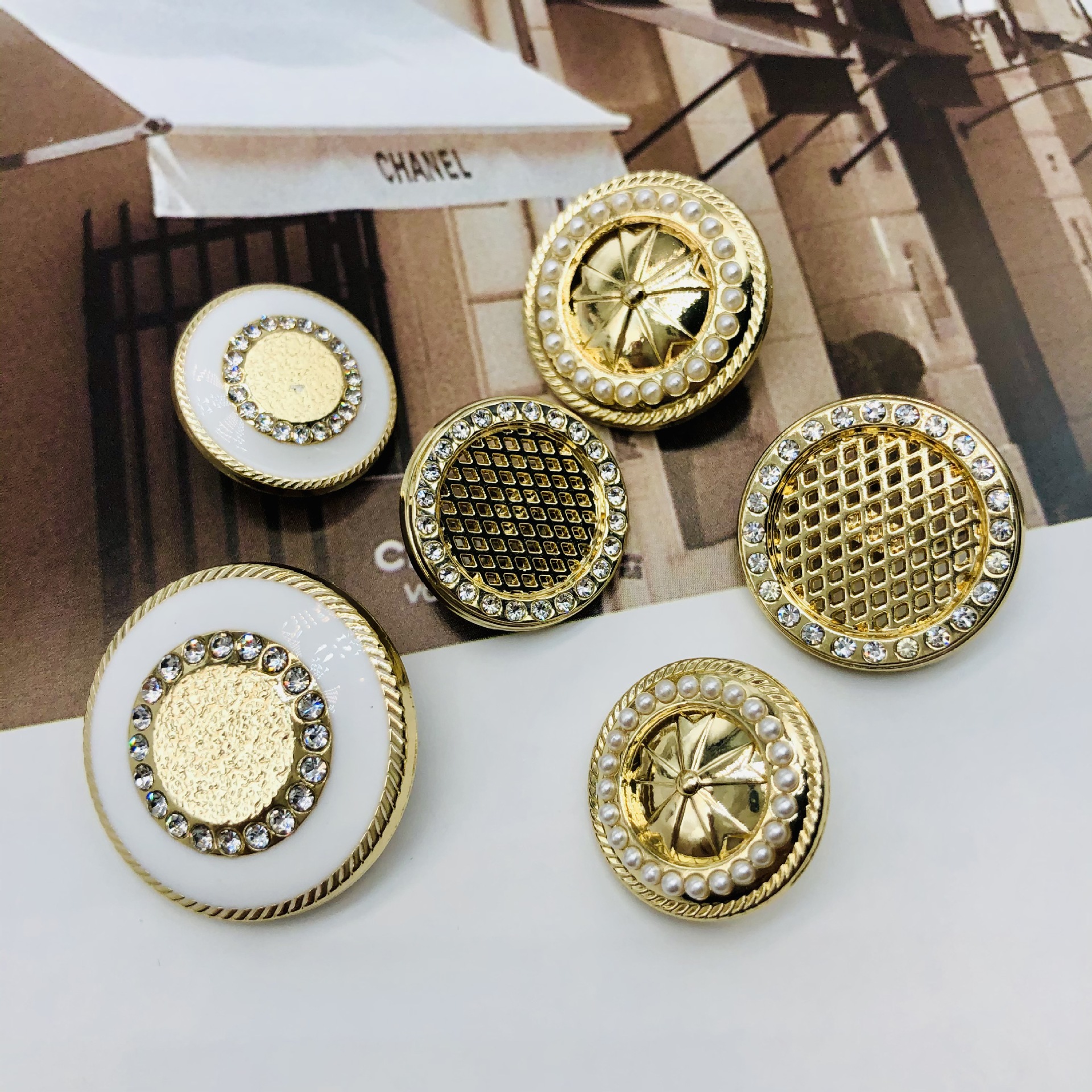 时尚镶钻金属纽扣圆形复古风呢子外套大衣毛绒衣扣太阳简约装饰扣