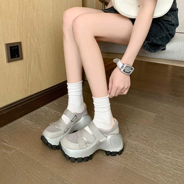 ~奶油女孩~松糕厚底防水台休闲运动鞋女~秋季新款时尚帅气