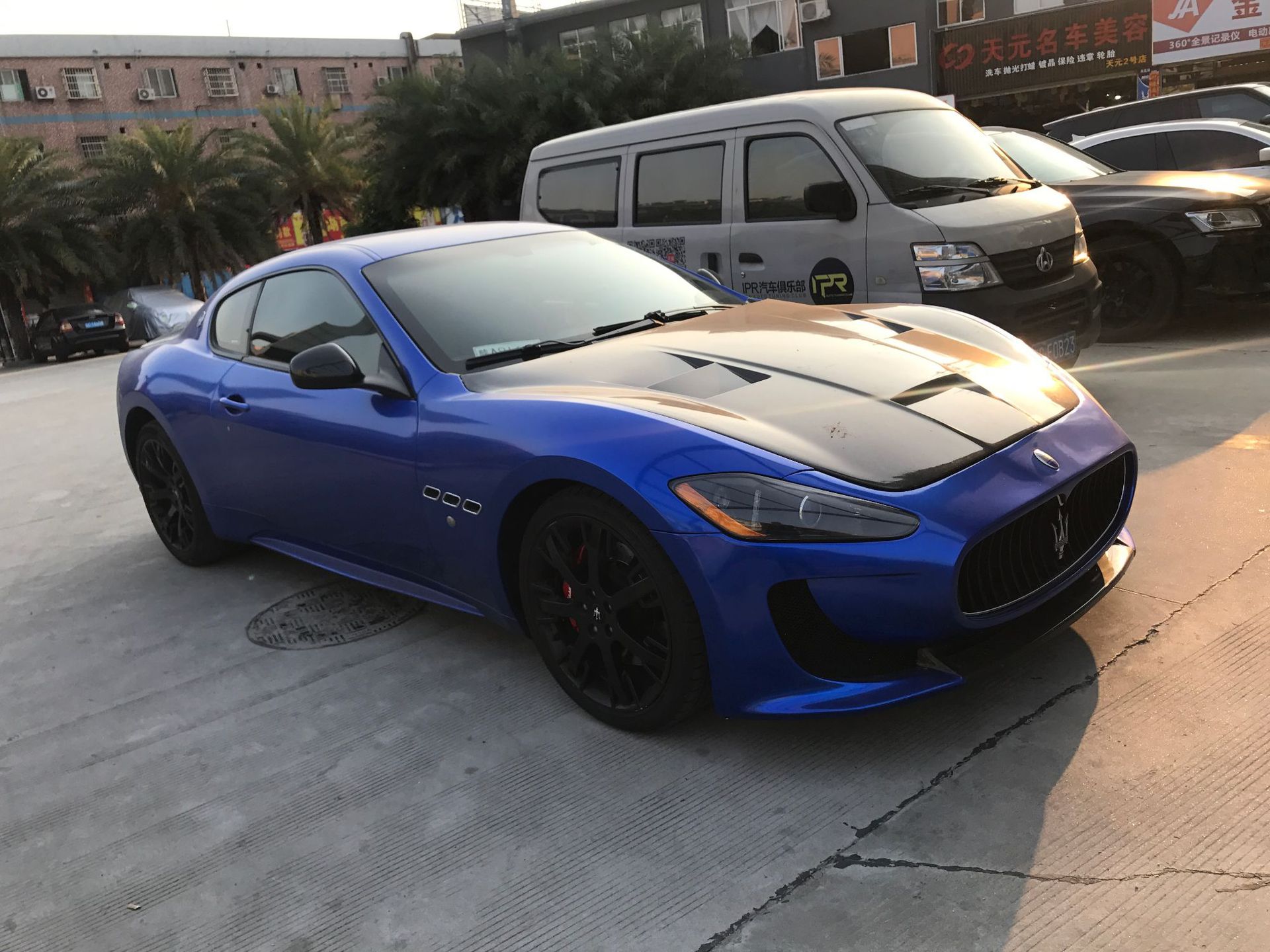 适用于玛莎拉蒂gts改装碳纤维引擎盖轻量化开孔gtmc机盖汽车配件