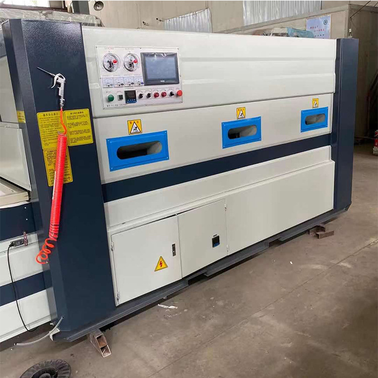 金伟 皮革软包真空覆膜机 木饰面门板真空吸塑机